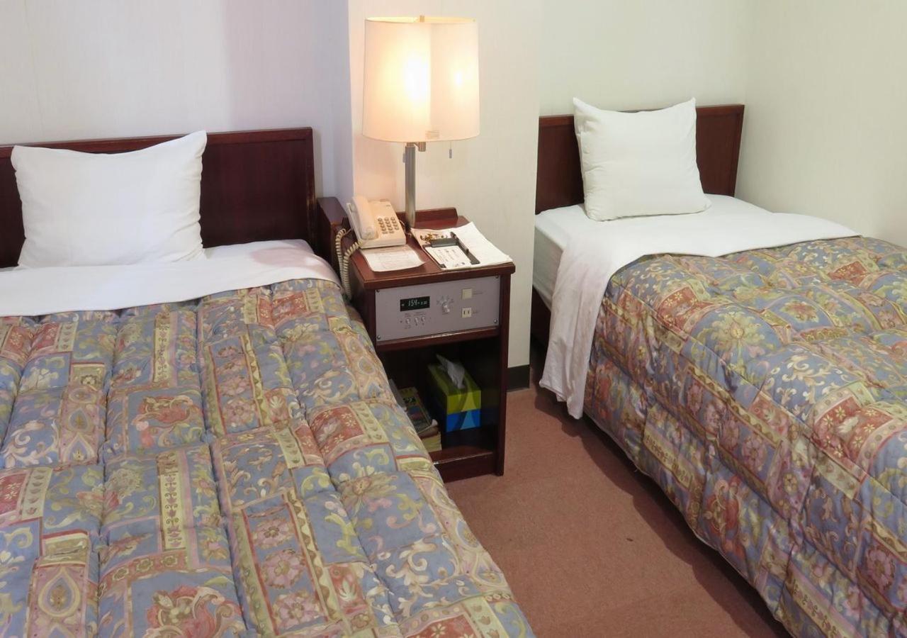 יונאגו Hotel Kakuban מראה חיצוני תמונה